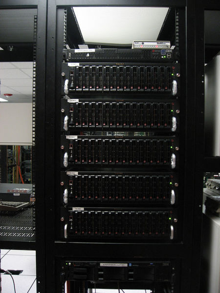 File:Dedicated hosting 1279.jpg